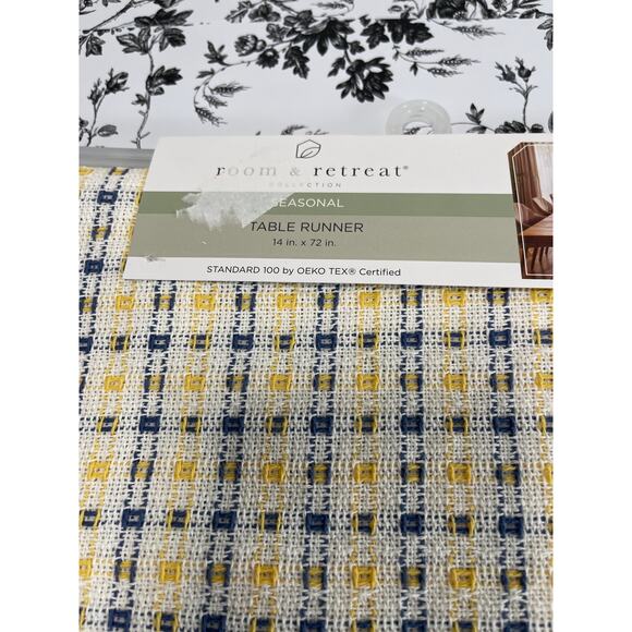 Room and Retreat NWT Table Runner 100% Cotton 14in x 72in Knit Plaid Yellow Blue - Picture 3 of 6